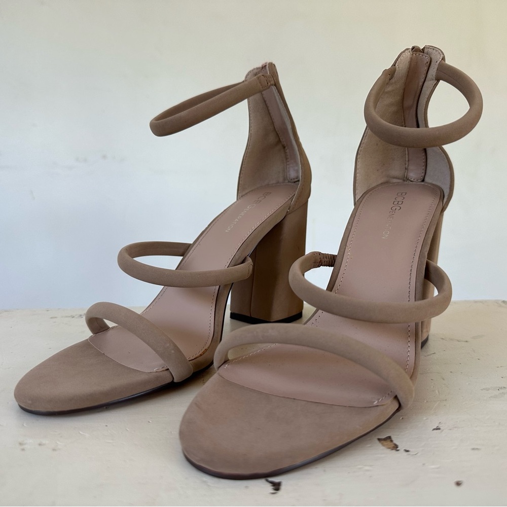 BCBGENERATION Rain Chunky Block Heel Straps Sandal Peach Dove Nude Beige Size 10